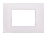 Placca in plastica quadrata 3 posti Comp. BTicino Living bianco