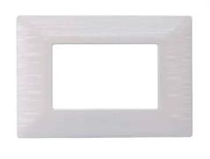 Placca in plastica 3 posti Comp. BTicino Màtix bianco satinato