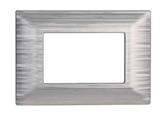 Placca in plastica 3 posti Comp. BTicino Màtix argento satinato